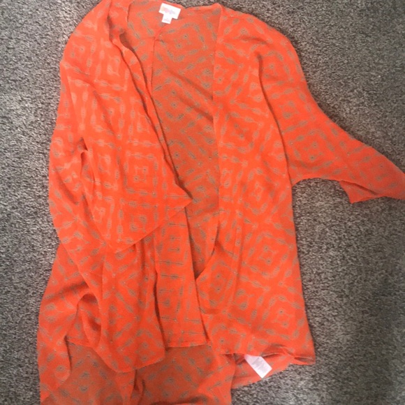 LuLaRoe Tops - LuLaRoe ❤️ *items with ❤️ bundle two for $8**